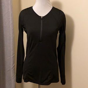 Athleta Pacifica long sleeve rash guard black S